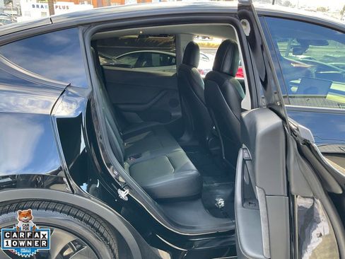 Used 2022 Tesla Model Y Performance image 51