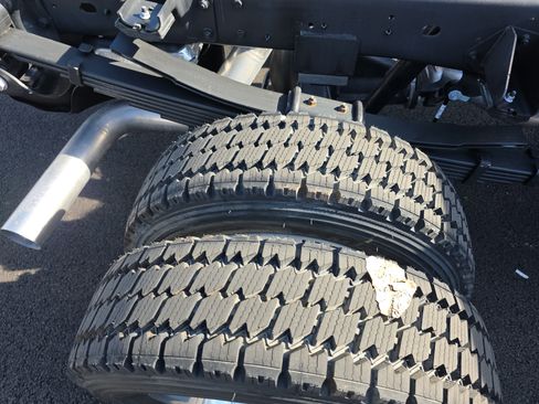 New 2026 RAM 5500 Laramie w/ Laramie Trim Package image 32