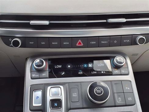 Certified 2023 Hyundai Palisade Calligraphy image 15