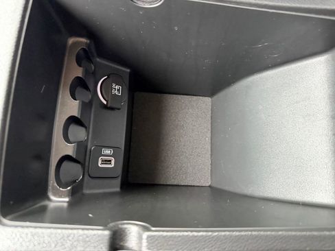 Used 2018 Jeep Cherokee Latitude image 25