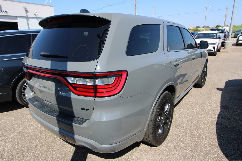 Used 2022 Dodge Durango GT RWD image 9