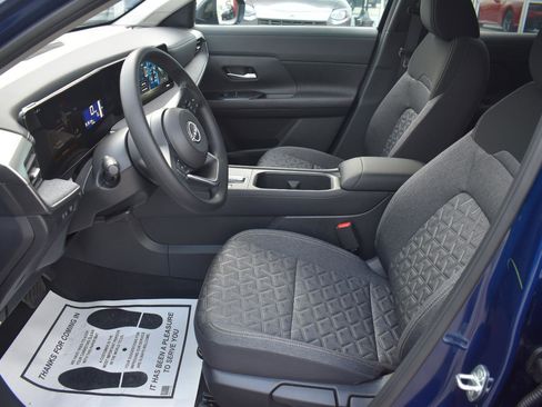 New 2026 Nissan Kicks SV w/ Interior Electronics Package FWD image 22