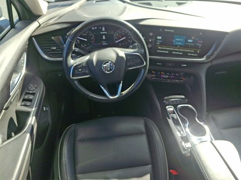 Used 2023 Buick Envision Essence image 12