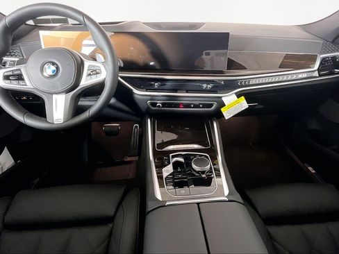 New 2026 BMW X6 xDrive40i image 8