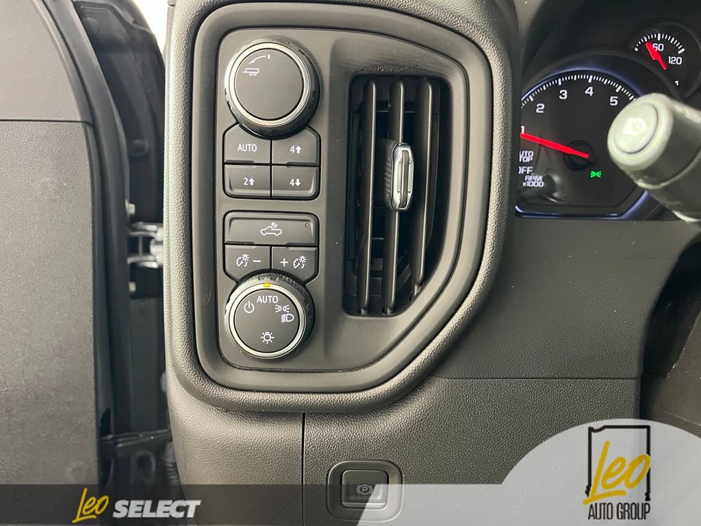 Used 2023 Chevrolet Silverado 1500 Custom Trail Boss AWD/4WD image 25
