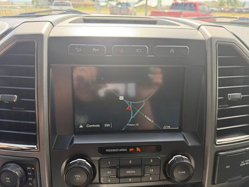 Used 2018 Ford F150 Raptor w/ Equipment Group 801A Mid AWD/4WD image 21