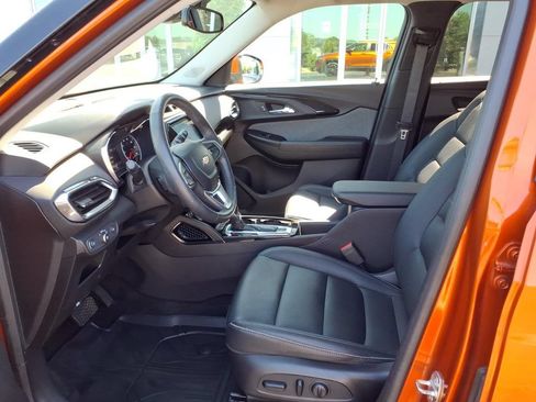 Used 2022 Chevrolet TrailBlazer LT w/ Sun and Liftgate Package AWD/4WD image 15