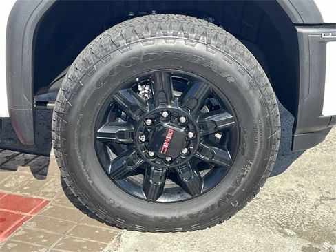 New 2026 GMC Sierra 2500 AT4 image 36