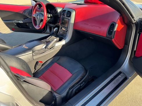 Used 2007 Chevrolet Corvette Coupe w/ Preferred Equipment Group image 42