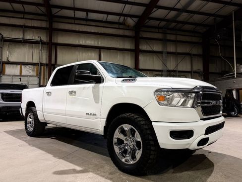 Used 2020 RAM 1500 Big Horn AWD/4WD image 1