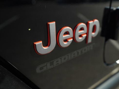 New 2026 Jeep Gladiator Mojave image 37