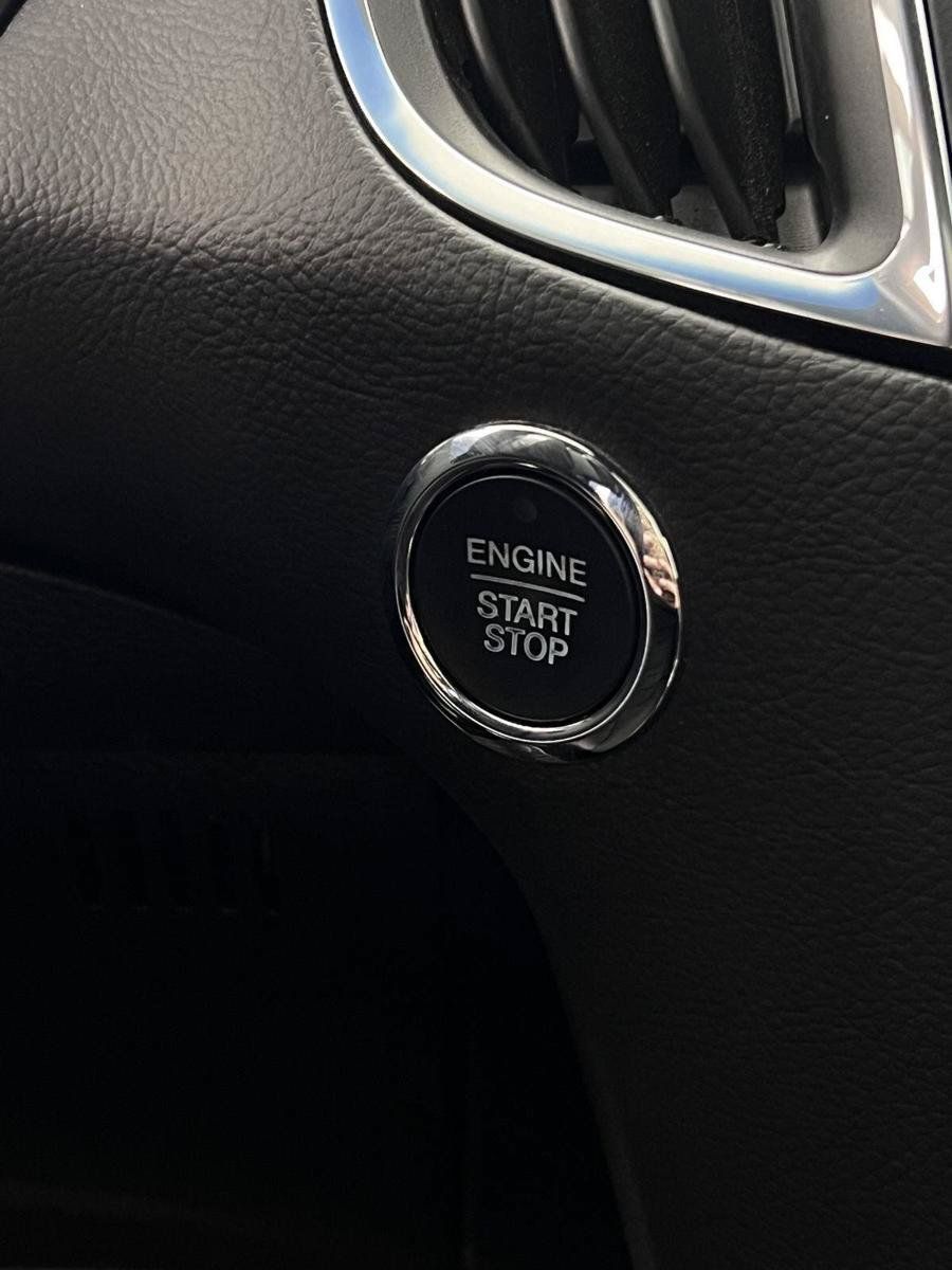 Used 2019 Ford Edge ST w/ Equipment Group 401A AWD/4WD image 8