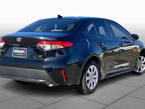 Used 2021 Toyota Corolla LE image 12
