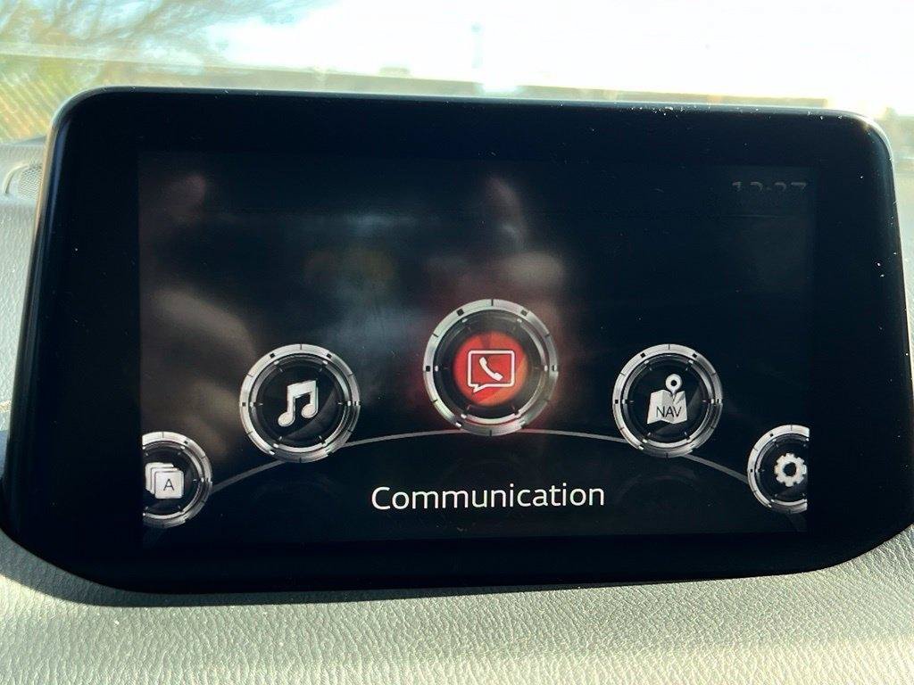 Used 2018 MAZDA MAZDA3 Touring FWD image 16