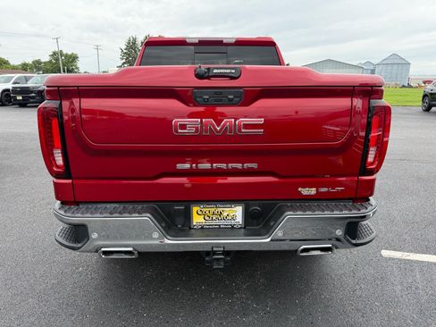 Used 2023 GMC Sierra 1500 SLT w/ SLT Premium Plus Package AWD/4WD image 4