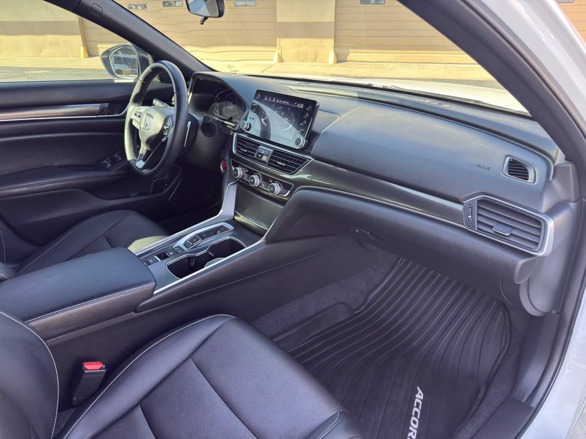 Used 2022 Honda Accord Sport image 19