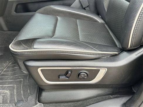 Used 2021 RAM 1500 Laramie w/ Sport Appearance Package image 26