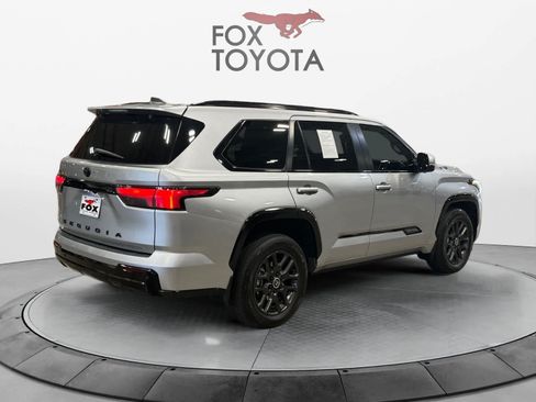 Used 2024 Toyota Sequoia Platinum AWD/4WD image 6