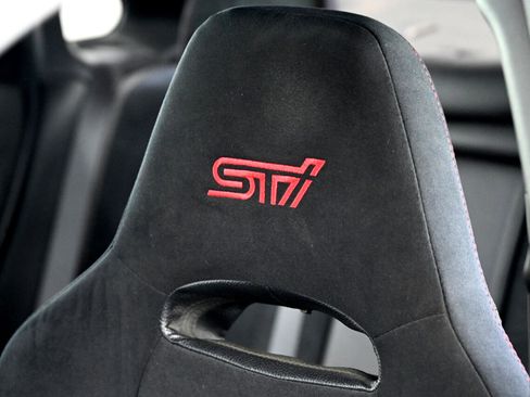 Used 2011 Subaru Impreza WRX STI image 18