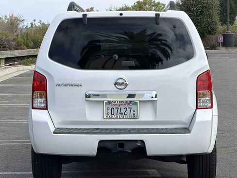 Used 2012 Nissan Pathfinder S RWD image 5