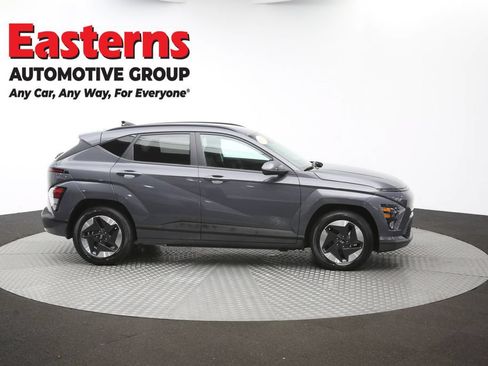 Used 2024 Hyundai Kona SEL FWD image 44
