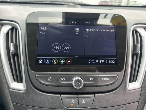 Used 2023 Chevrolet Malibu LT w/ Driver Confidence Package image 9