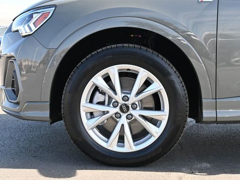 Certified 2025 Audi Q3 2.0T Premium Plus w/ Premium Plus Package image 27