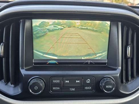 Used 2018 GMC Canyon SLE image 20