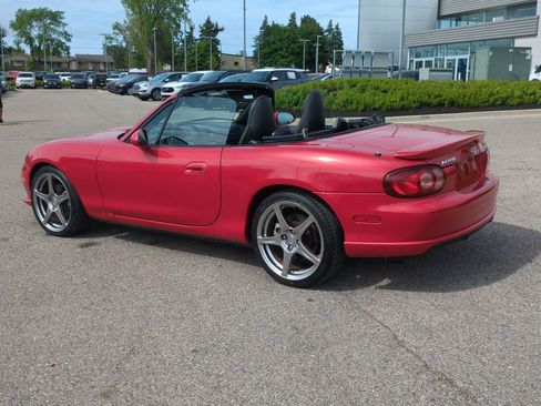 Used 2004 MAZDA MX-5 Miata MAZDASPEED w/ Grand Touring Pkg RWD image 6