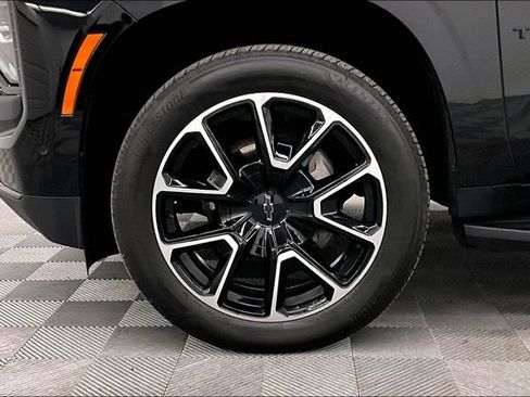 Used 2025 Chevrolet Tahoe RST w/ RST Capability Package AWD/4WD image 10
