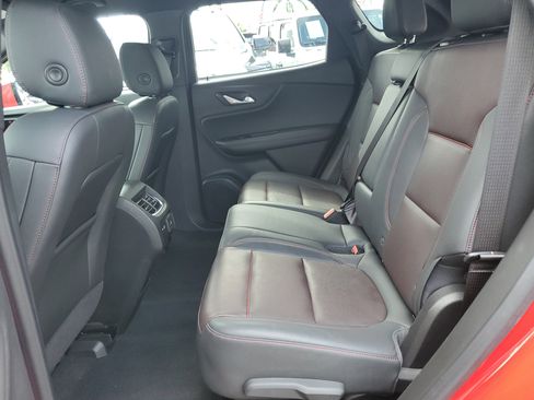 Used 2022 Chevrolet Blazer RS w/ Enhanced Convenience Package image 13