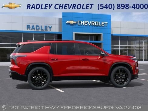 New 2026 Chevrolet Traverse RS image 5