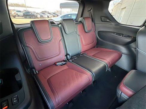 Certified 2025 INFINITI QX80 Autograph w/ Autograph Exterior Package image 30