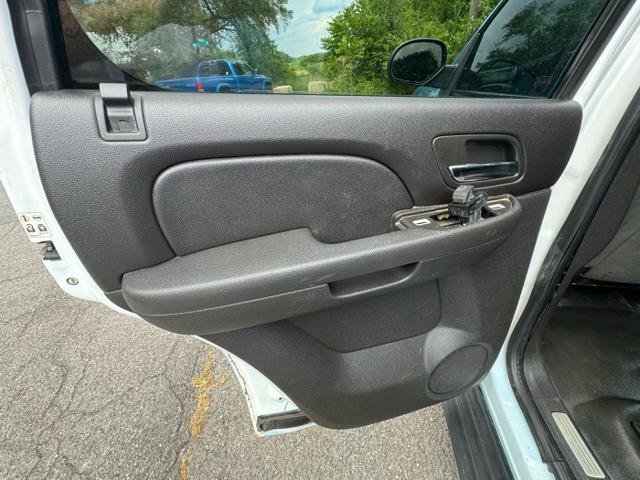 Used 2007 Chevrolet Tahoe 4WD w/ Skid Plate Package image 9