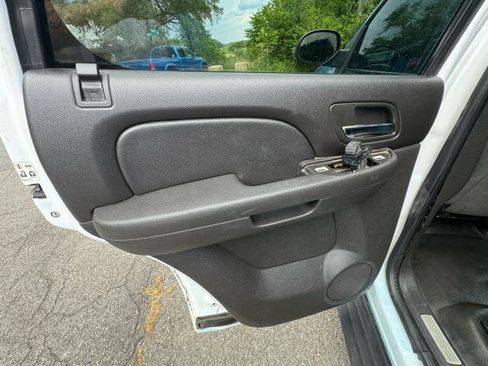 Used 2007 Chevrolet Tahoe LS w/ Skid Plate Package image 9