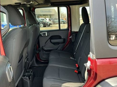 Used 2021 Jeep Wrangler Unlimited Sport image 21