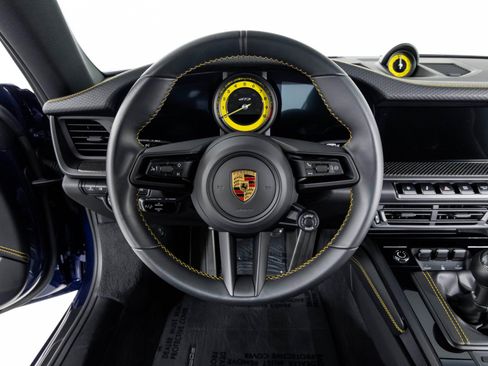 Used 2022 Porsche 911 GT3 image 18