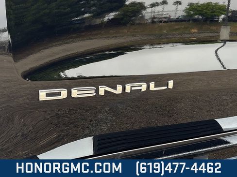 Used 2026 GMC Sierra 1500 Denali w/ Technology Package image 9