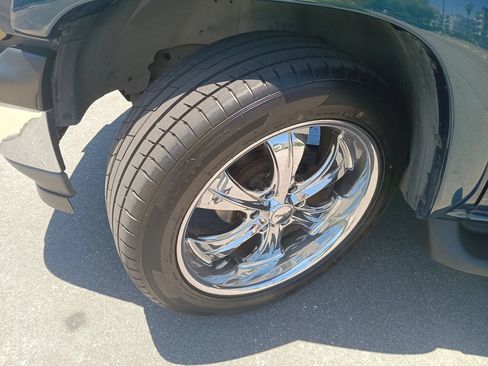 Used 2005 Chevrolet Tahoe LS w/ Cargo Package RWD image 21