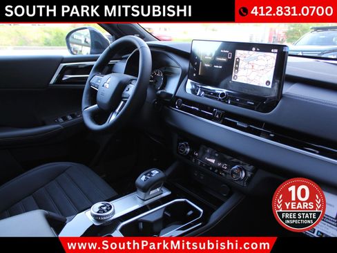 New 2026 Mitsubishi Outlander LE AWD/4WD image 10