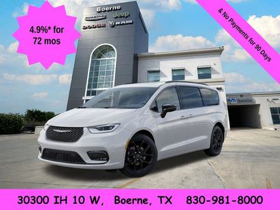 New 2026 Chrysler Pacifica Limited
