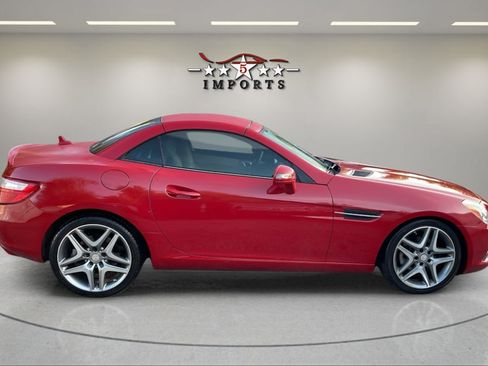 Used 2013 Mercedes-Benz SLK 250 image 6