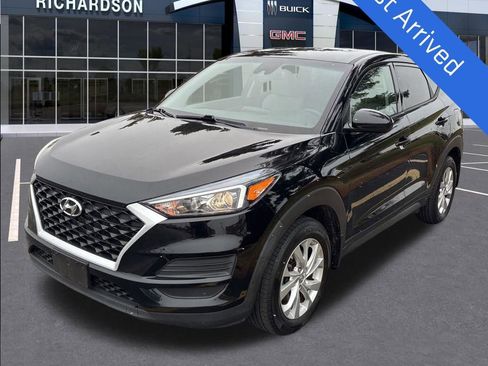 Used 2021 Hyundai Tucson SE image 1