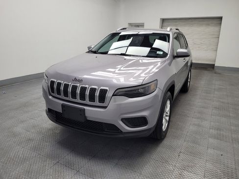 Used 2020 Jeep Cherokee Latitude AWD/4WD image 15