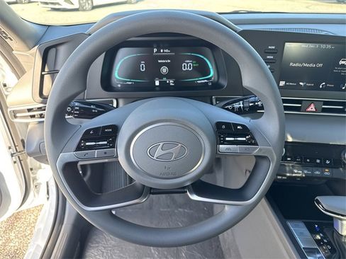 New 2026 Hyundai Elantra Blue image 23