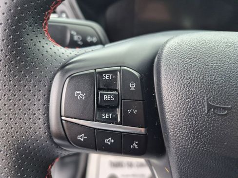 Used 2024 Ford Escape ST-Line Select w/ Tech Pack #1 AWD/4WD image 16