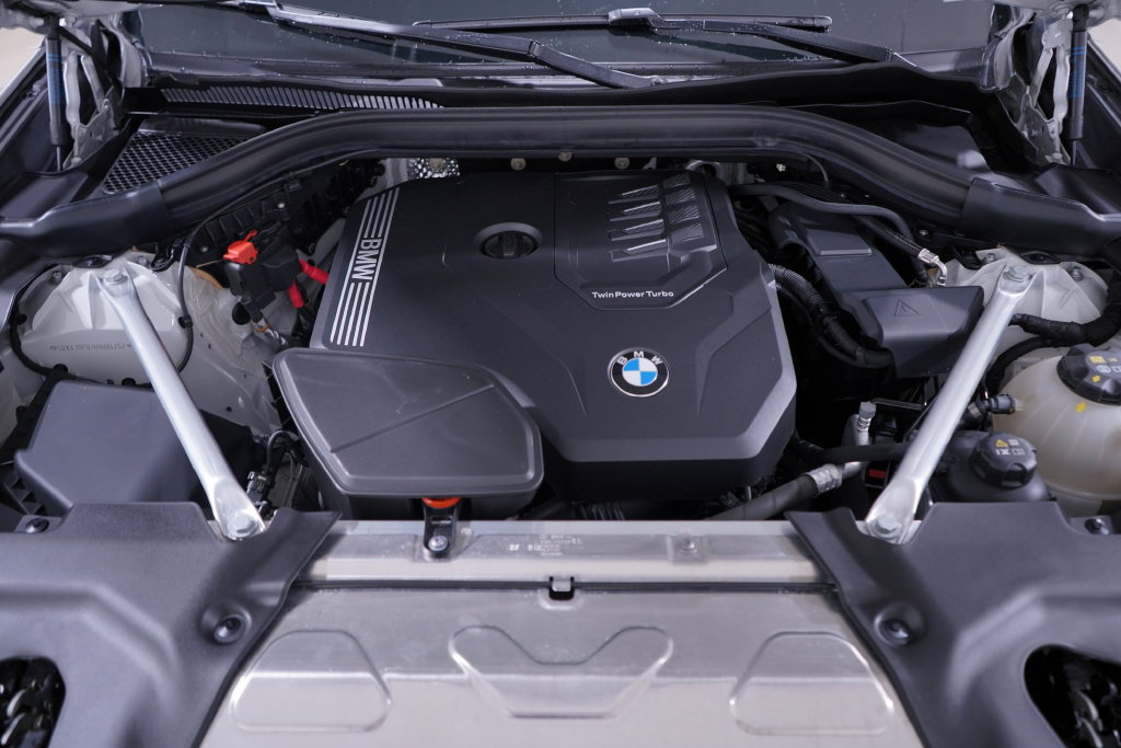 Used 2024 BMW X3 sDrive30i w/ M Sport Package RWD image 27