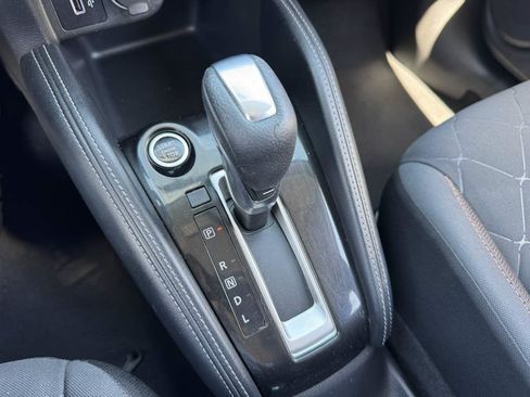 Used 2019 Nissan Kicks SR FWD image 33