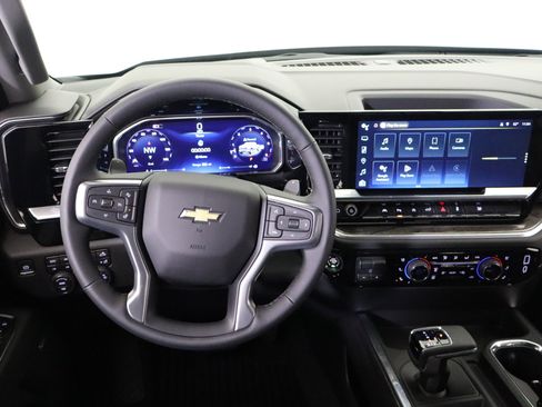 New 2026 Chevrolet Silverado 1500 LTZ w/ LTZ Convenience Package II AWD/4WD image 18