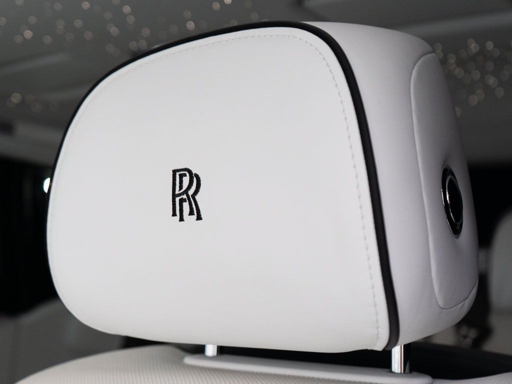 Certified 2023 Rolls-Royce Phantom Sedan RWD image 18